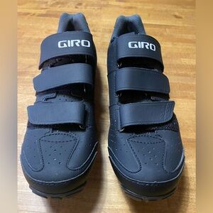 Giro Matte Black Cycling Shoes with Triple Straps Riela R